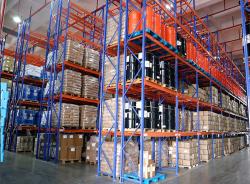 Selective Pallet Racking With Upright Protector Warehouse System